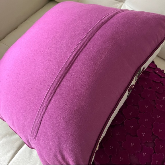 Throw Pillow Covers (x2) - Picture 5 of 5